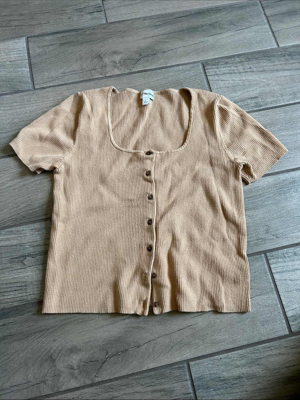 Ribbed Button-Front Short Sleeve Top in Tan